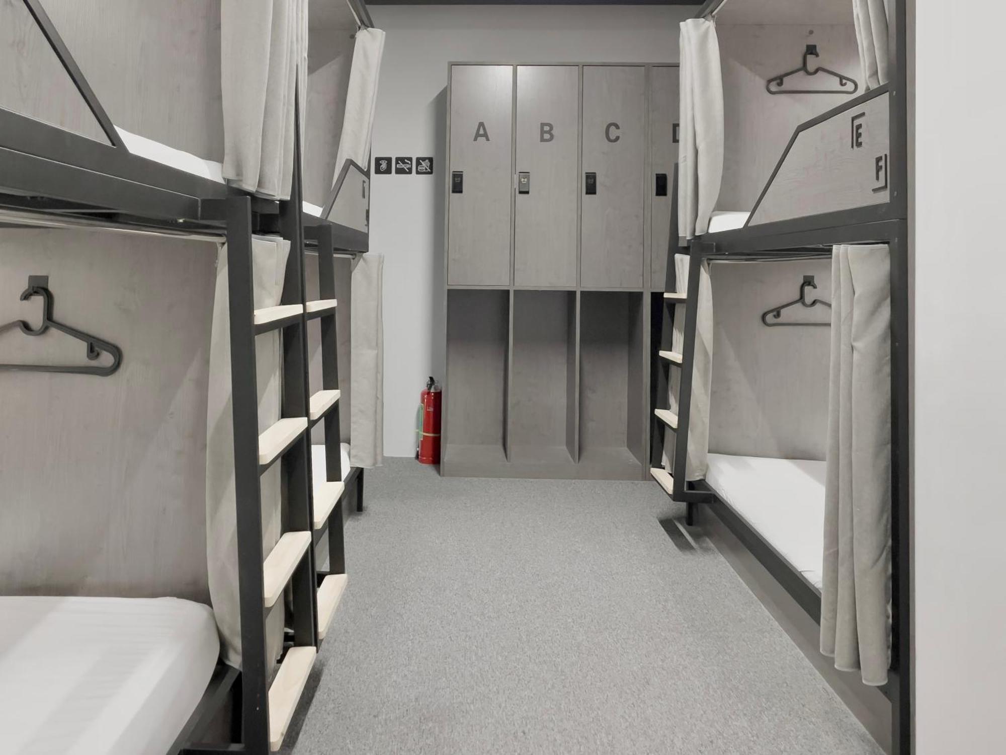 Sifang Space Hostel Xi'An - Xi'An Tiyuchang Metro Station Line2 Bagian luar foto